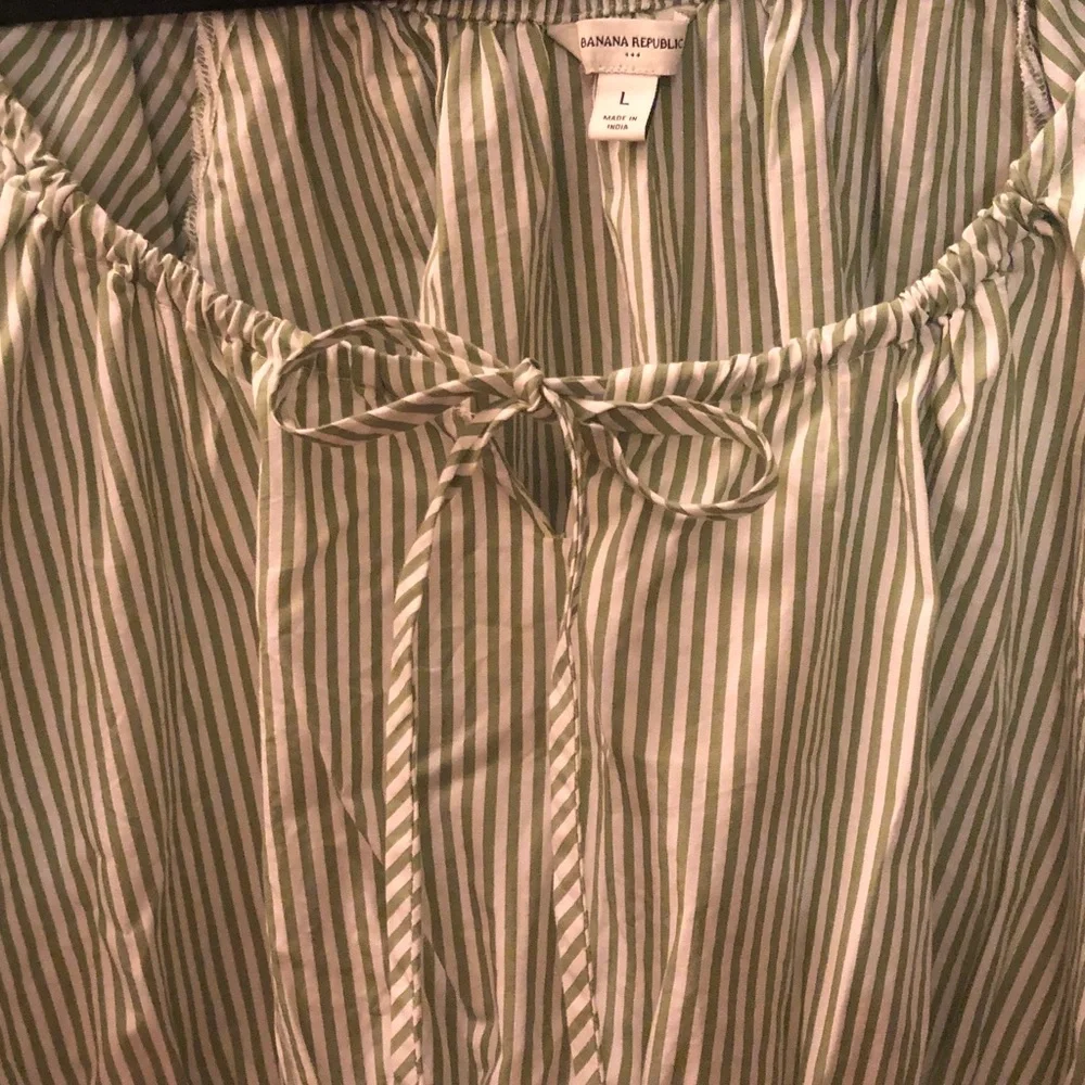 Banana Republic Green and White Striped Puff Sleeve Peasant Blouse